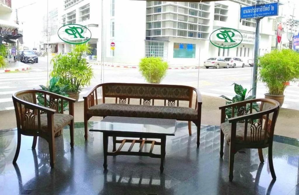 Tanaphat Hatyai Hotel Hat Yai Exterior foto